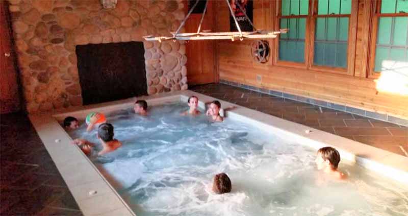 Family vacation rentals with hot tubs