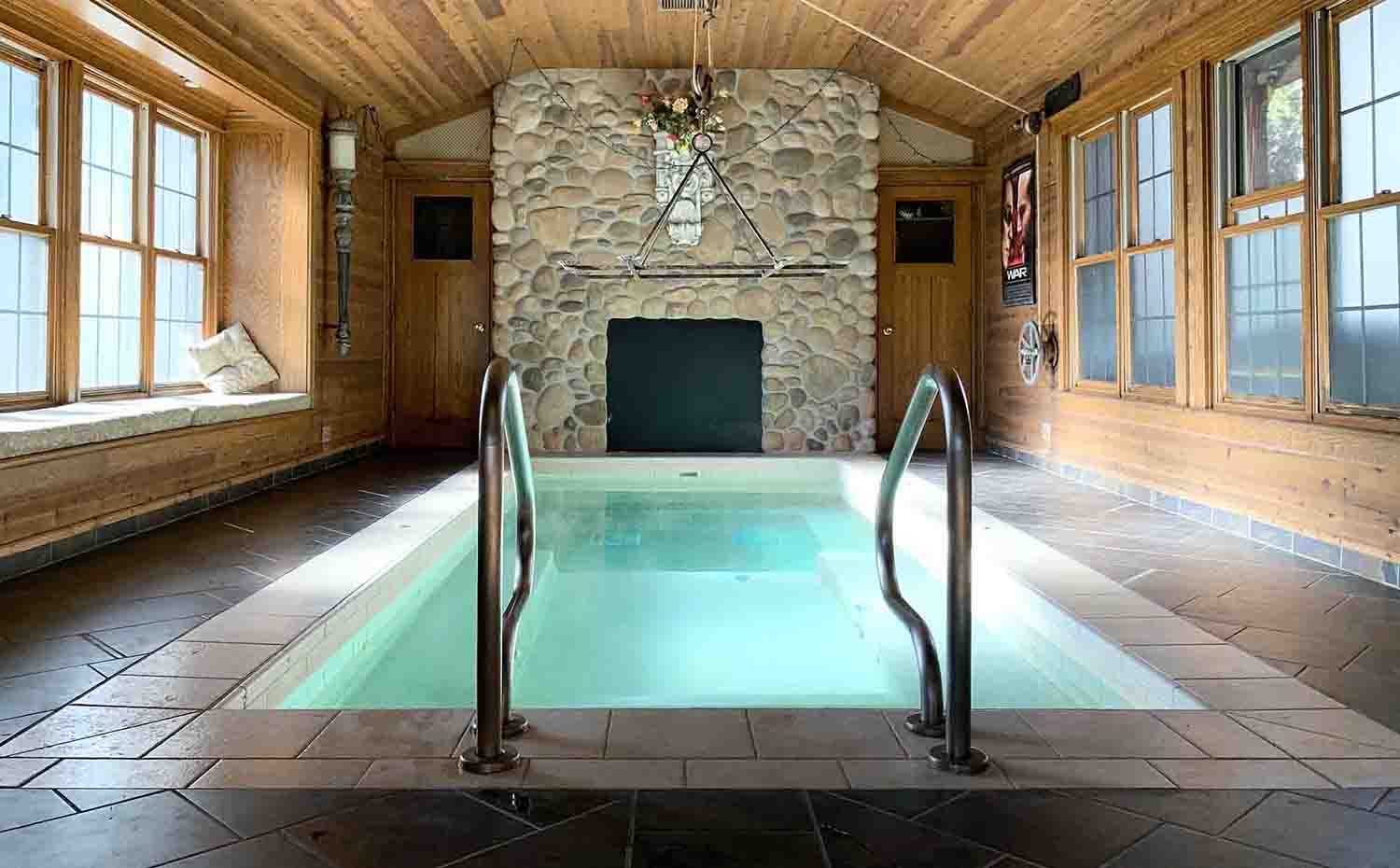 Wisconsin vacation rentals with hot tubs