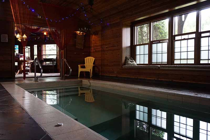 Wisconsin Cabin Rentals with a 12 person Hot Tub