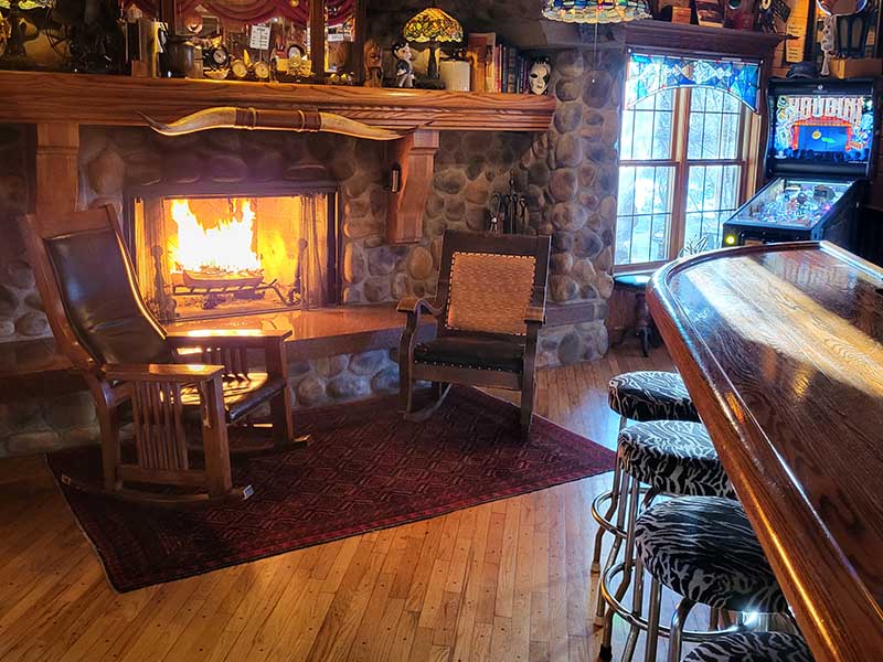 A Unique Lakeside Retreat Road Trips from Chicago